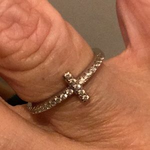 Genuine Diamond chips cross ring - sterling silver